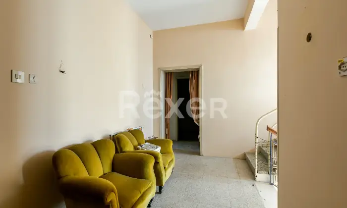 Rexer-Pavone-del-Mella-Casa-indipendente-con-ampi-spazi-e-cortile-privato-In-centro-paese-Altro