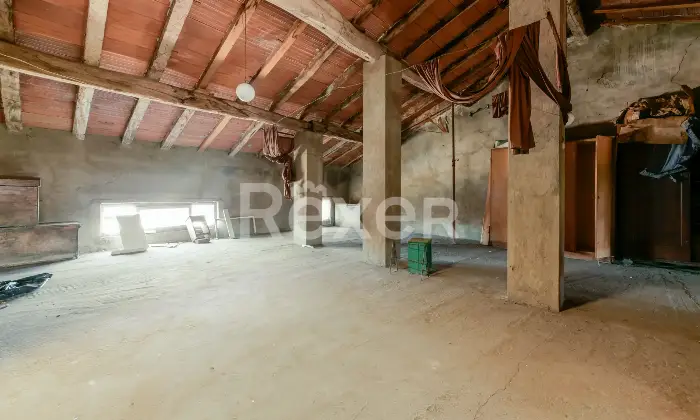 Rexer-Pavone-del-Mella-Casa-indipendente-con-ampi-spazi-e-cortile-privato-In-centro-paese-Altro