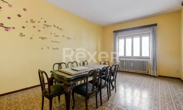 Rexer-Pavone-del-Mella-Casa-indipendente-con-ampi-spazi-e-cortile-privato-In-centro-paese-Altro