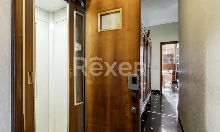 Rexer-Genova-UNICO-ATTICO-IN-ALBARO-CON-METRI-DI-TERRAZZO-AL-PIANO-CATEGORIA-A-Altro