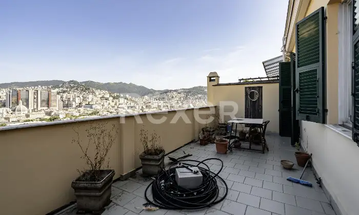 Rexer-Genova-UNICO-ATTICO-IN-ALBARO-CON-METRI-DI-TERRAZZO-AL-PIANO-CATEGORIA-A-Altro