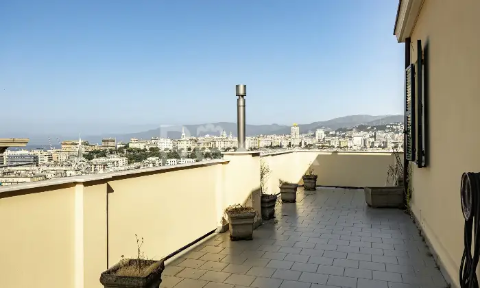 Rexer-Genova-UNICO-ATTICO-IN-ALBARO-CON-METRI-DI-TERRAZZO-AL-PIANO-CATEGORIA-A-Altro