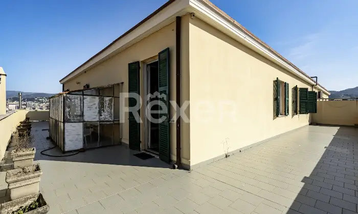 Rexer-Genova-UNICO-ATTICO-IN-ALBARO-CON-METRI-DI-TERRAZZO-AL-PIANO-CATEGORIA-A-Altro