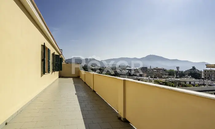 Rexer-Genova-UNICO-ATTICO-IN-ALBARO-CON-METRI-DI-TERRAZZO-AL-PIANO-CATEGORIA-A-Altro
