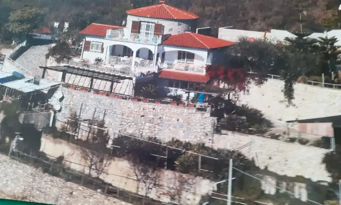 Rexer-Latte-Villa-in-vendita-in-via-Ciabauda-Ventimiglia-Altro