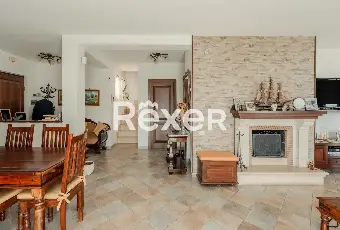 Rexer-Itri-Villa-Esclusiva-con-Piscina-e-Parco-Privato-Altro