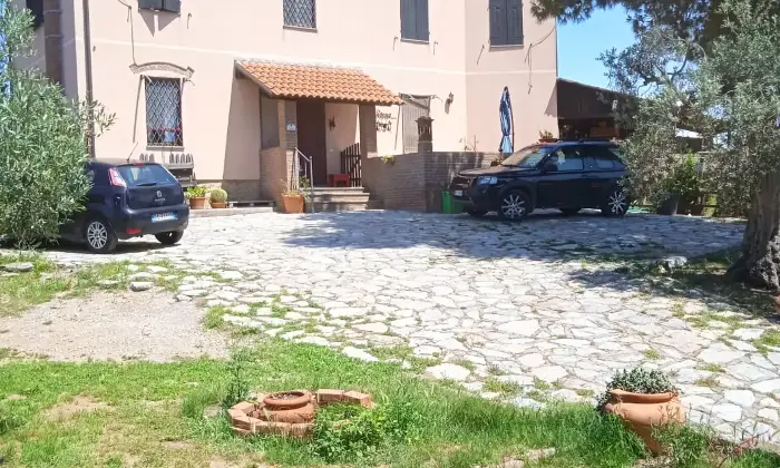 Rexer-Piombino-Villa-con-vista-mare-giardino-e-uliveto-a-Piombino-Giardino