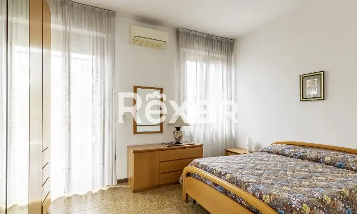 Rexer-Cormano-Cormano-quadrilocale-di-mq-con-terrazzo-e-box-di-pertinenza-Altro