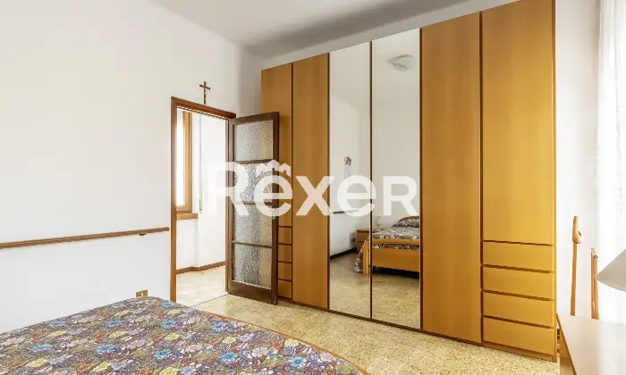 Rexer-Cormano-Cormano-quadrilocale-di-mq-con-terrazzo-Altro