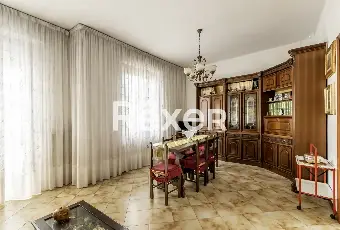 Rexer-Cormano-Cormano-quadrilocale-di-mq-con-terrazzo-e-box-di-pertinenza-Altro