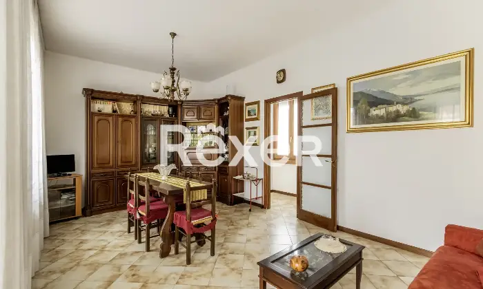 Rexer-Cormano-Cormano-quadrilocale-di-mq-con-terrazzo-Altro