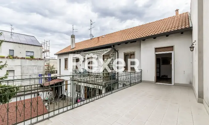 Rexer-Cormano-Cormano-quadrilocale-di-mq-con-terrazzo-e-box-di-pertinenza-Altro