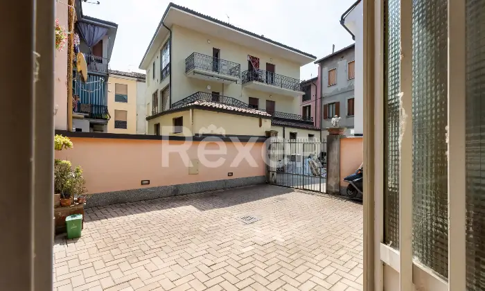 Rexer-Spirano-Villa-bifamiliare-con-giardino-Altro