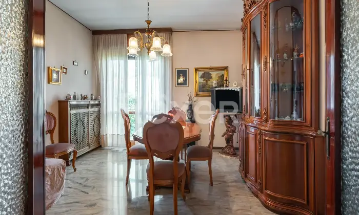 Rexer-Spirano-Villa-bifamiliare-con-giardino-Altro