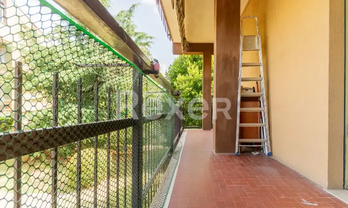 Rexer-Chieri-Ampio-appartamento-con-Terrazzino-Box-Auto-e-Posto-auto-Altro