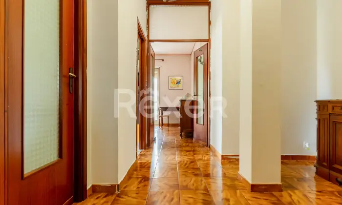 Rexer-Chieri-Ampio-appartamento-con-Terrazzino-Box-Auto-e-Posto-auto-Altro