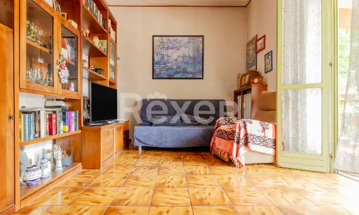 Rexer-Chieri-Ampio-appartamento-con-Terrazzino-Box-Auto-e-Posto-auto-Altro