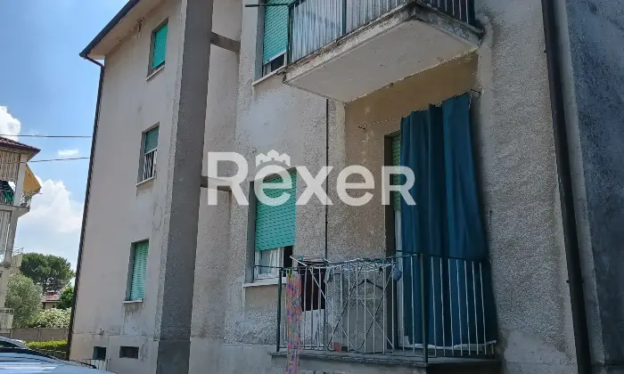 Rexer-Monguzzo-Trilocale-con-box-auto-e-cantina-Altro