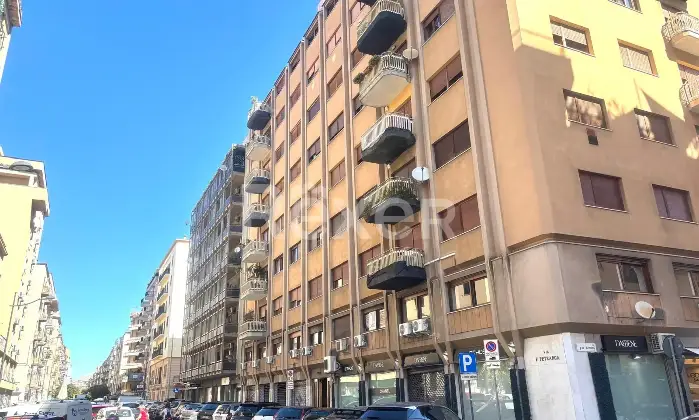 Rexer-Palermo-Ampio-appartamento-al-sesto-piano-Altro