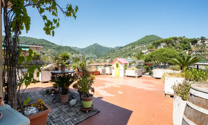 Rexer-Rapallo-SPLENDIDO-ATTICO-CON-GRANDE-TERRAZZO-A-POCHI-PASSI-DAL-GOLF-DI-RAPALLO-CON-POSTO-AUTO-Altro