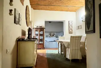 Rexer-Rufina-Terratetto-esclusivo-con-giardino-Altro