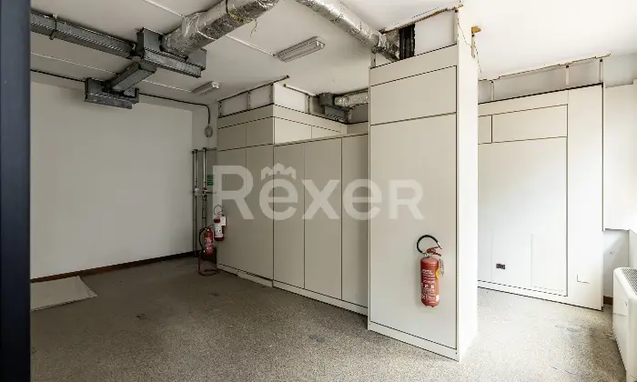 Rexer-Prato-Filiale-Bancaria-in-vendita-a-Prato-Altro