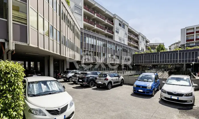 Rexer-Prato-Filiale-Bancaria-in-vendita-a-Prato-Altro