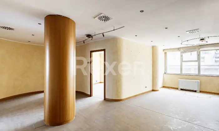 Rexer-Prato-Filiale-Bancaria-in-vendita-a-Prato-Altro