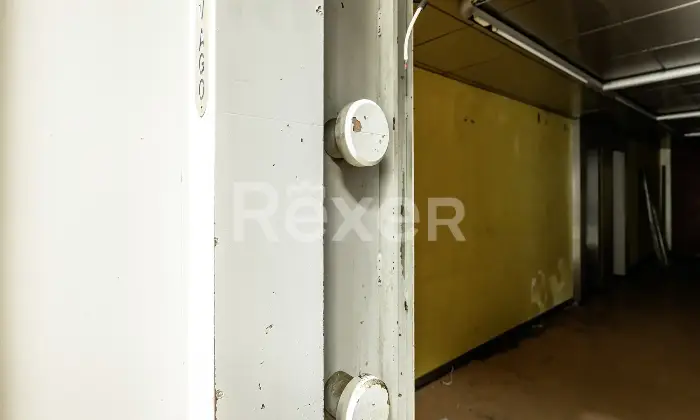 Rexer-Prato-Filiale-Bancaria-in-vendita-a-Prato-Altro
