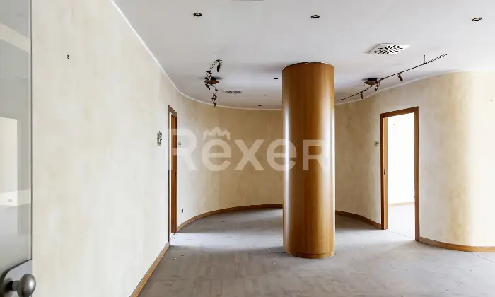 Rexer-Prato-Filiale-Bancaria-in-vendita-a-Prato-Altro