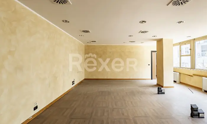 Rexer-Prato-Filiale-Bancaria-in-vendita-a-Prato-Altro