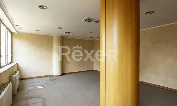 Rexer-Prato-Filiale-Bancaria-in-vendita-a-Prato-Altro