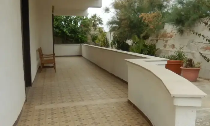 Rexer-Giovinazzo-Vendesi-VILLA-sul-mare-in-Via-Bari-a-Giovinazzo-Altro
