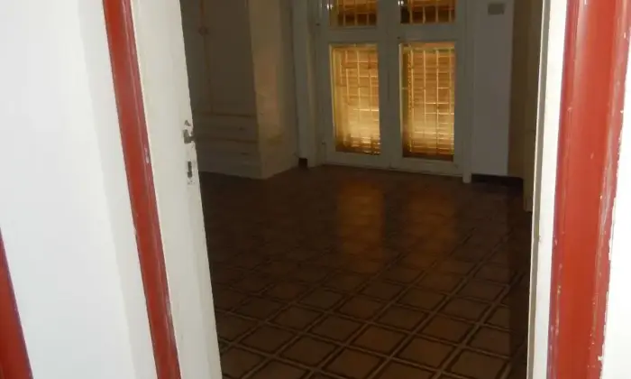 Rexer-Giovinazzo-Vendesi-VILLA-sul-mare-in-Via-Bari-a-Giovinazzo-Altro