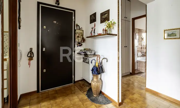 Rexer-Bologna-Appartamento-con-cantina-e-garage-Altro