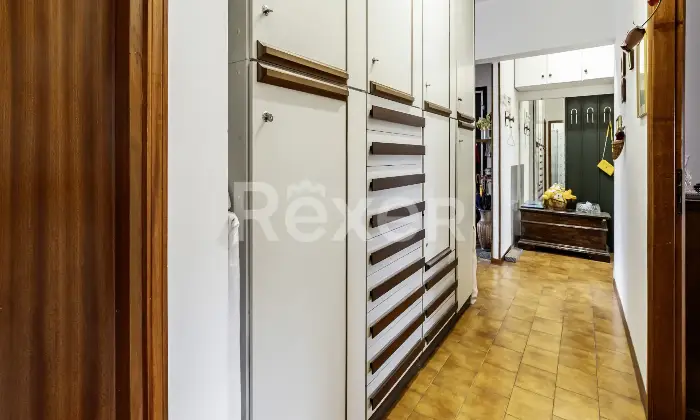 Rexer-Bologna-Appartamento-con-cantina-e-garage-Altro