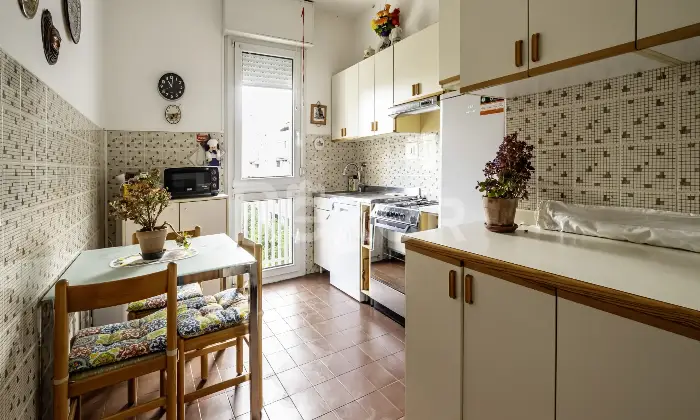 Rexer-Bologna-Appartamento-con-cantina-e-garage-Altro