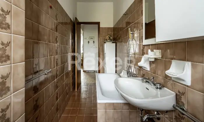 Rexer-Bologna-Appartamento-con-cantina-e-garage-Altro
