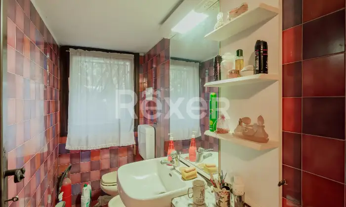 Rexer-Padova-Villa-singola-su-due-livelli-con-giardino-e-garage-Altro