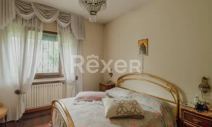 Rexer-Padova-Villa-singola-su-due-livelli-con-giardino-e-garage-Altro