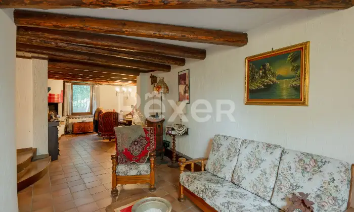 Rexer-Padova-Villa-singola-su-due-livelli-con-giardino-e-garage-Altro