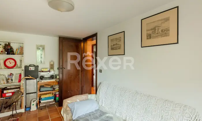 Rexer-Padova-Villa-singola-su-due-livelli-con-giardino-e-garage-Altro