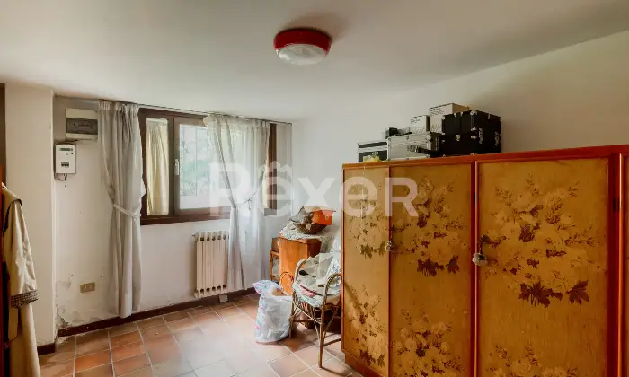 Rexer-Padova-Villa-singola-su-due-livelli-con-giardino-e-garage-Altro
