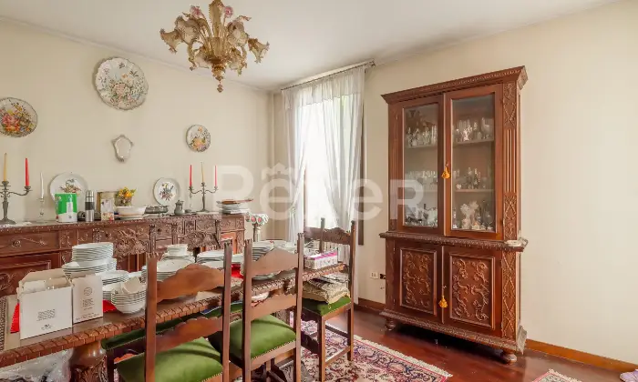 Rexer-Padova-Villa-singola-su-due-livelli-con-giardino-e-garage-Altro