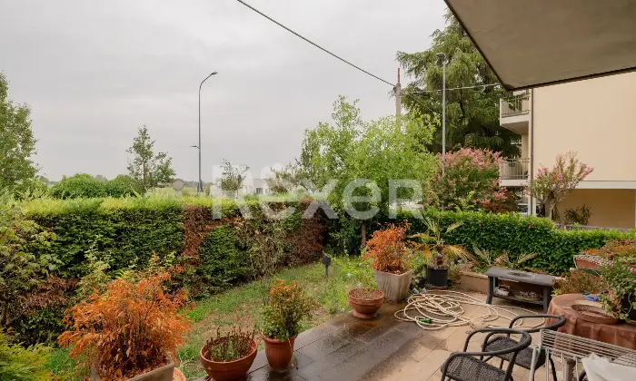 Rexer-Padova-Villa-singola-su-due-livelli-con-giardino-e-garage-Altro
