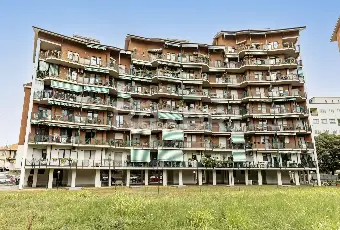 Rexer-Torino-NUDA-PROPRIETA-LUCENTO-QUADRILOCALE-TERMOAUTONOMO-CON-BOX-AUTO-SINGOLO-Altro