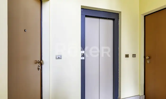 Rexer-Torino-NUDA-PROPRIETA-LUCENTO-QUADRILOCALE-TERMOAUTONOMO-CON-BOX-AUTO-SINGOLO-Altro