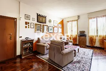 Rexer-Cassina-De-Pecchi-Appartamento-con-cantina-e-box-Altro