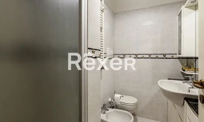 Rexer-Cassina-De-Pecchi-Appartamento-con-cantina-e-due-box-singoli-Altro