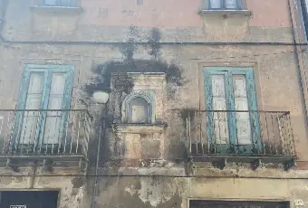 Rexer-Pietramelara-Appartamento-da-ristrutturare-cortile-e-ampi-spazi-interni-Pietramelara-CE-Altro